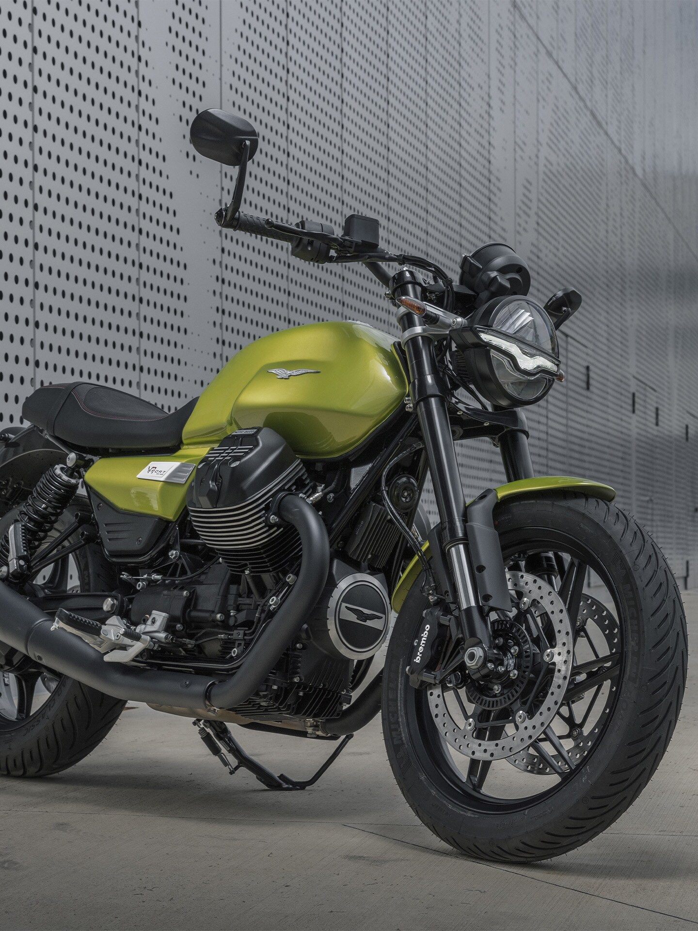 Moto Guzzi V7 Sport 850: price, consumption, colors